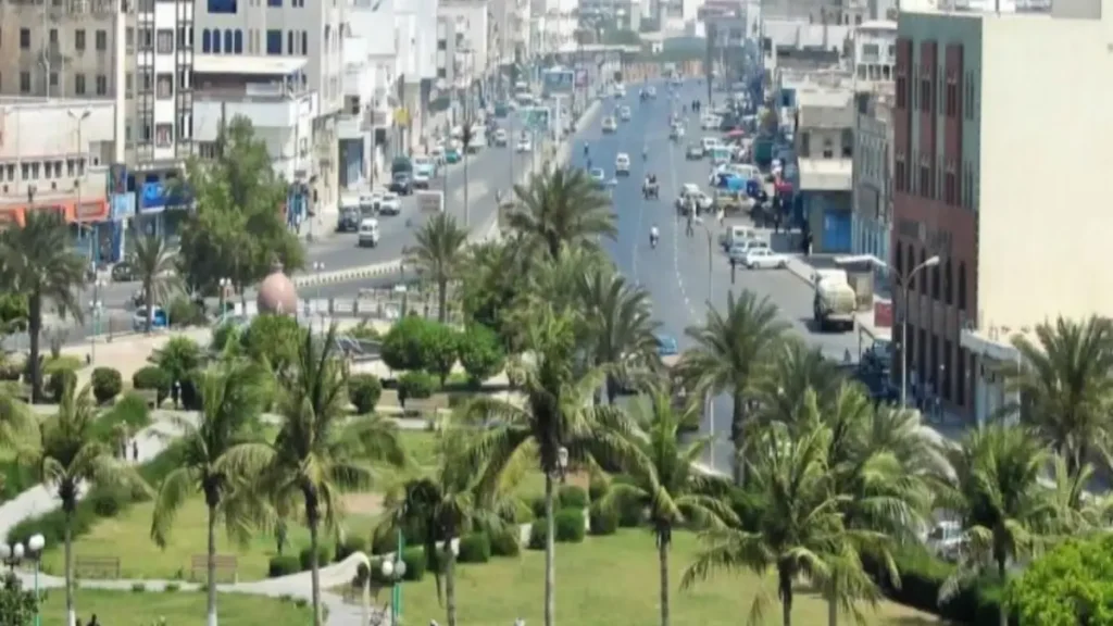 الحديدة بين خيوط الأمل والمعاناة – قراءة في المشهد الإنساني والصراع المستمر