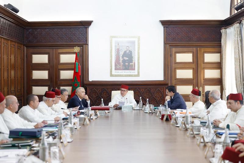 مجلس الحكومة يدرس مراسيم صحية وأجور الحد الأدنى