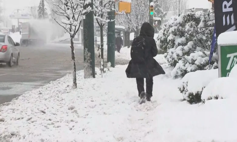 ثلوج كثيفة وأمطار واسعة اليوم السبت