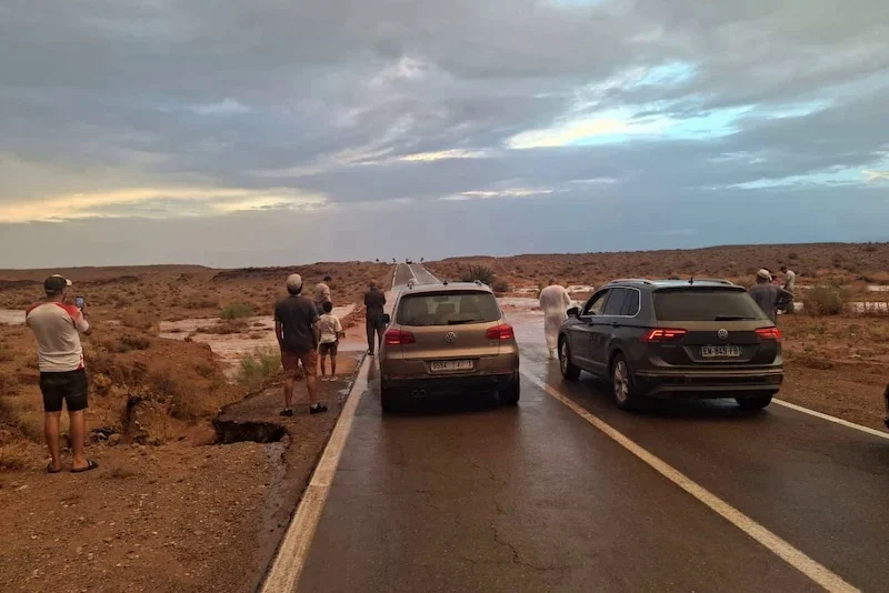 الدرك ينقذ سائحين إسبانيين من السيول