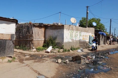 ساكنة “كاريان البرادعة” بالمحمدية تحتج ضد قرار الهدم المباغت